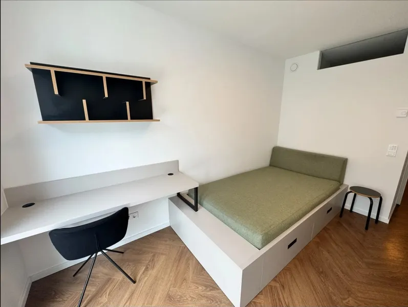 Einzugsbonus: 200€, Wohnen am Holzmarkt (möbliert Wohnung sucht Nachmieter) — photo 1